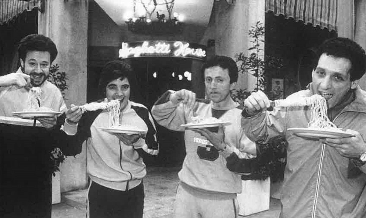 With the London Marathon now behind us, we took a (jog) down memory lane and remembered this moment from the 1980s when we sponsored a pasta party at the Royal Lancaster Hotel, where we fed over 5,000 marathon runners the night before the big race 🏃