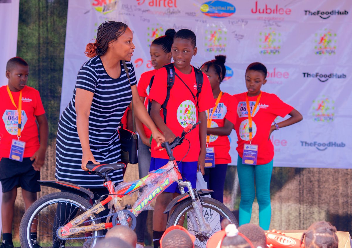 kampalakidsrun's tweet photo. To everyone who turned up for #KampalaKidsRun,we owe you gratitude. The cause you are supporting is noble, "Safe Drinking Water in Primary Schools".@Airtel_Ug @JubileeInsUG @RihamUG @CapitalFMUganda @LubagaHospital @ugandamuseums @HarissIntLTD @LimearInt @MuslimKizili @NBSportUg https://t.co/iLT2iliXMW