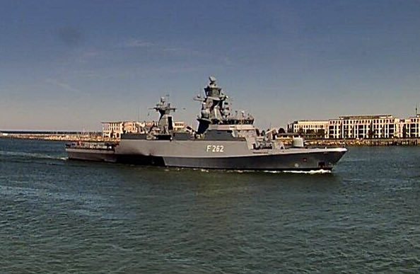 WarshipCam's tweet photo. German Navy Braunschweig-class corvette FGS Erfurt (F262) coming into Rostock, Germany - May 9, 2023 #FGSErfurt #f262
SRC: webcam https://t.co/iK8D57Rxnp