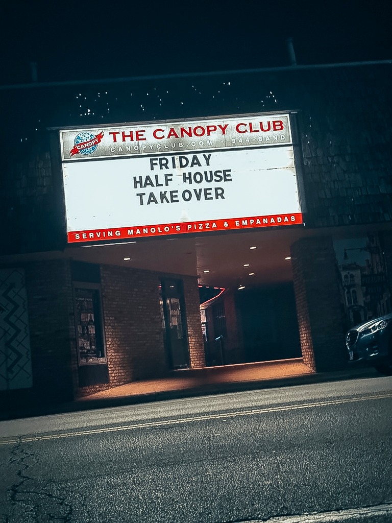 Canopy_Club's tweet photo. 🏠 Make your plans for the @halfhousestu Takeover this Friday. Over 20 performances, ONLY $10. We'll CU there! 📸 Harrison Lupfer #CanopyClub25 

➡ https://t.co/JjfRn0NpAe https://t.co/5q5hqOCnuF