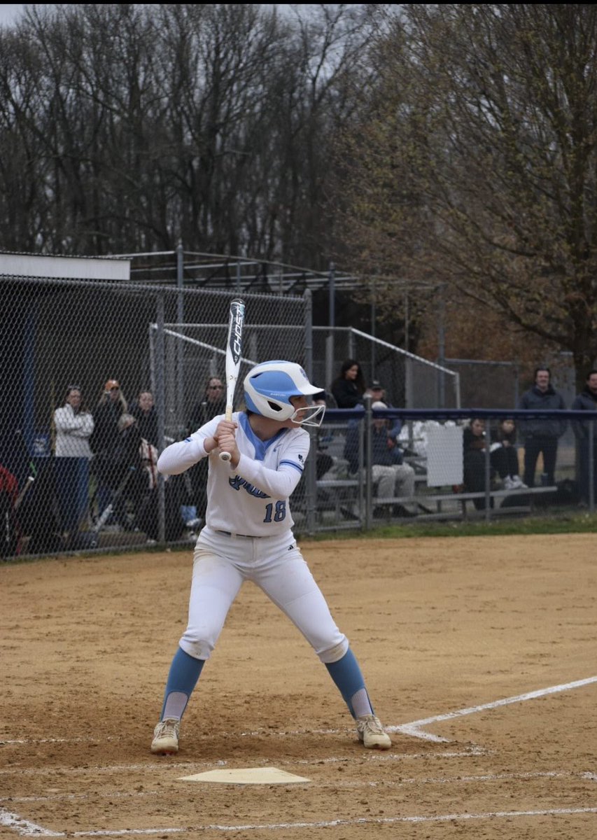 NDIrishSoftball's tweet photo. ☘️S E N I O R • D A Y☘️

Today we celebrate our ONE &amp; ONLY senior, Isabella Antosiewicz! 
•
Bell is heading to Penn State Abington to continue her softball career. She intends on studying Business Management &amp; Marketing!
•
Thank you for everything Bell!☘️ https://t.co/7et40oxjDS