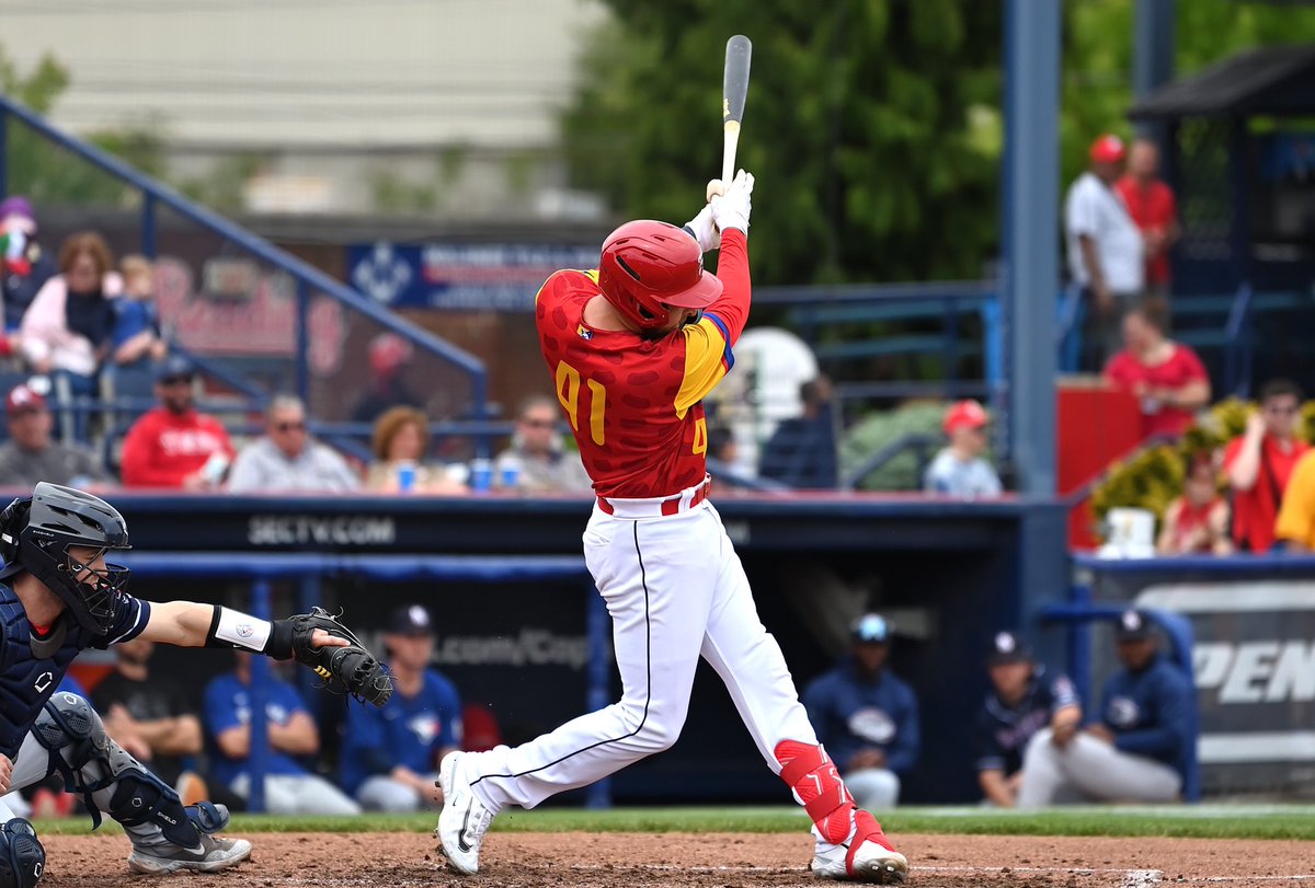 ReadingFightins's tweet photo. Drew Ellis looking good in his home debut https://t.co/4wwwBc5A4y