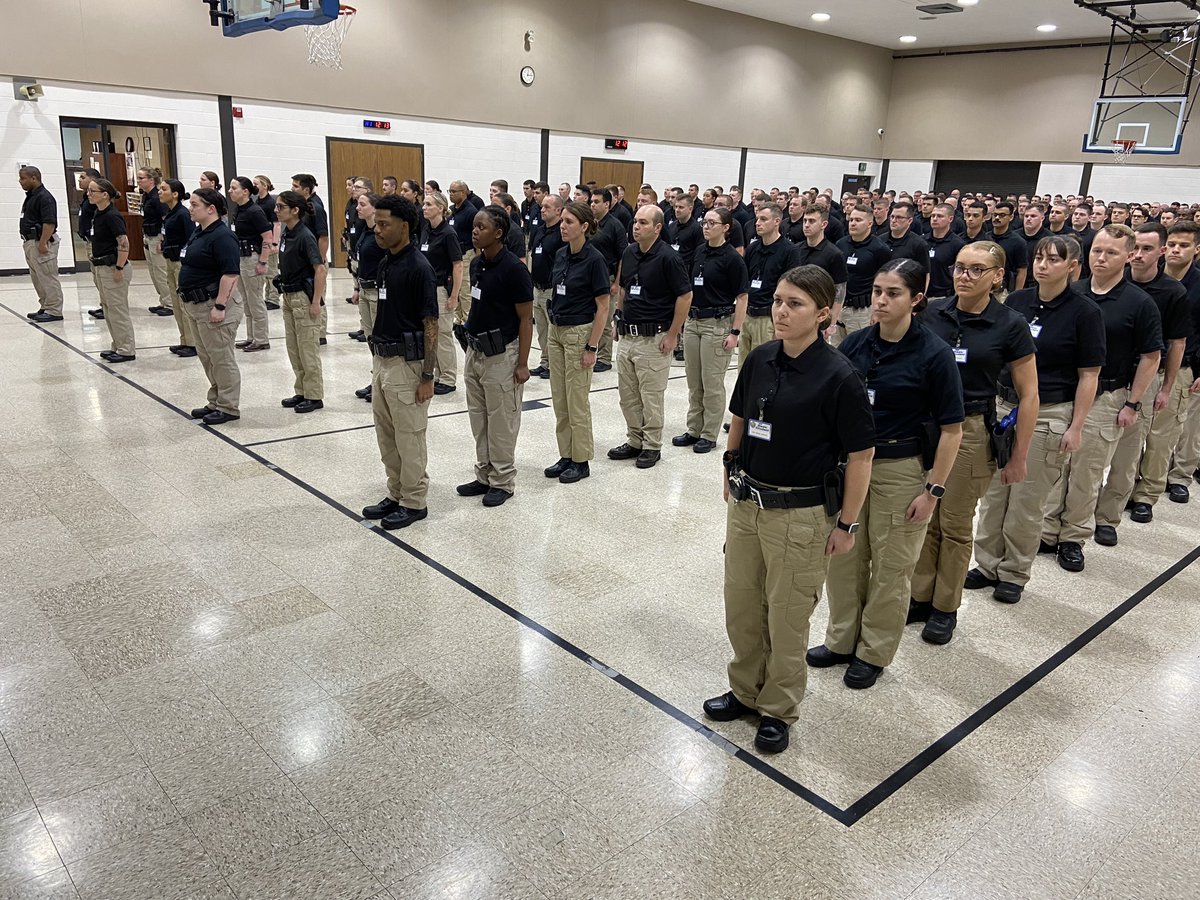 IndianaLawEnfo1's tweet photo. Class 230 just before lunch today. It's their 2nd week at the ILEA! #ILEABasicClass230 #IndianaPolice #Plainfield #PublicServiceRecognitionWeek https://t.co/Fc4Un9pHyD