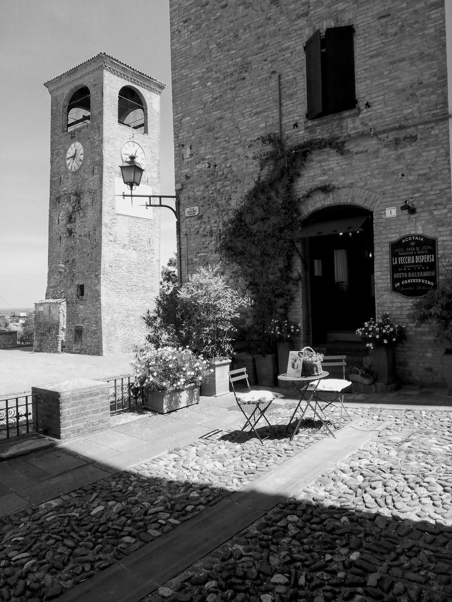 #picoftheday #castelvetrodimodena #blackandwhitephoto #photography #myhobbies