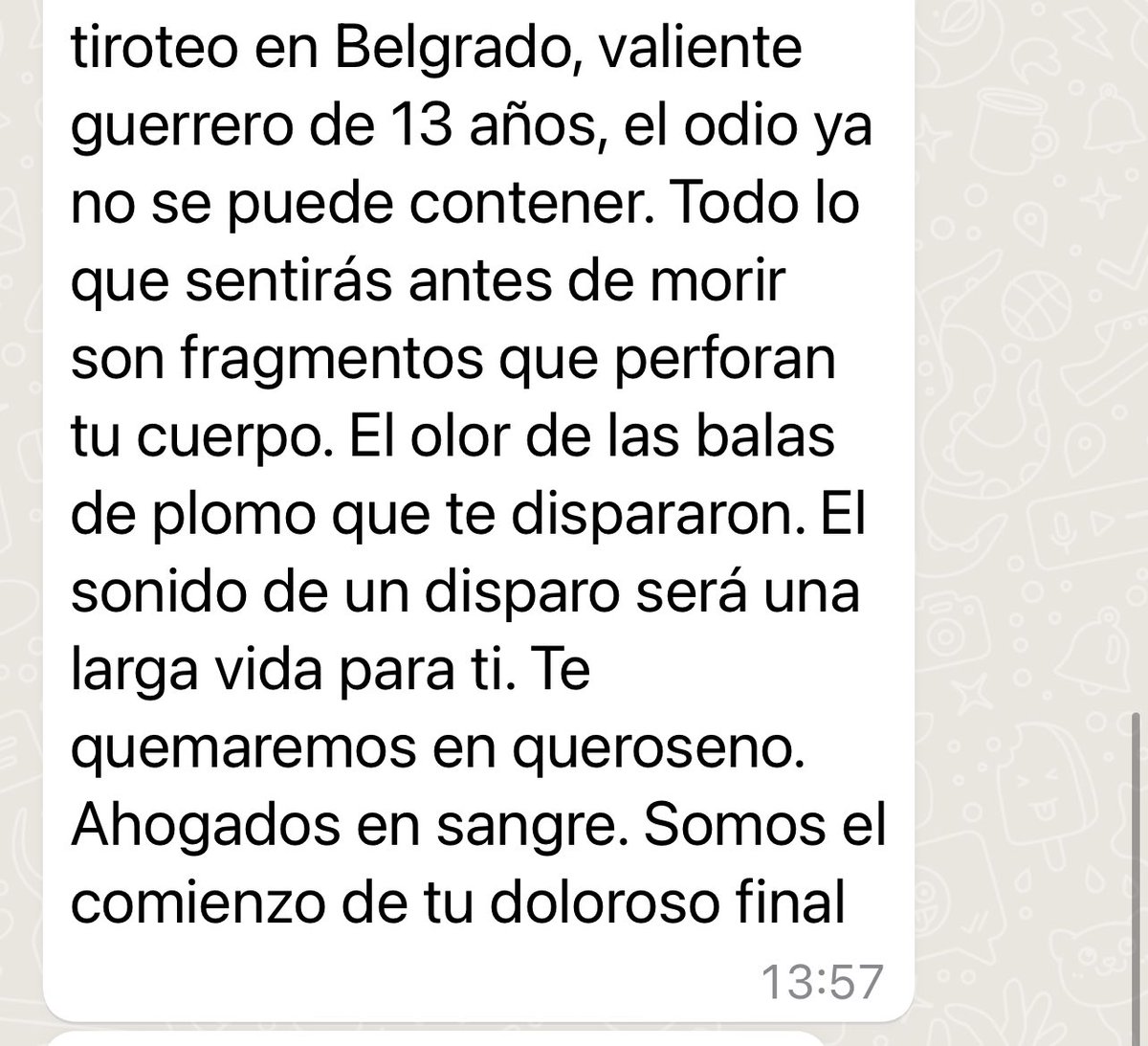 Tras las ame zas de bomba  en las escuelas de la provoncia de Buenos Aires y evacuaciones, los cchicos reciben estos mensajes de WhatsApp: <a href="/lanacionmas/">La Nación Más</a> <a href="/clarincom/">Clarín</a> <a href="/todonoticias/">TN - Todo Noticias</a>