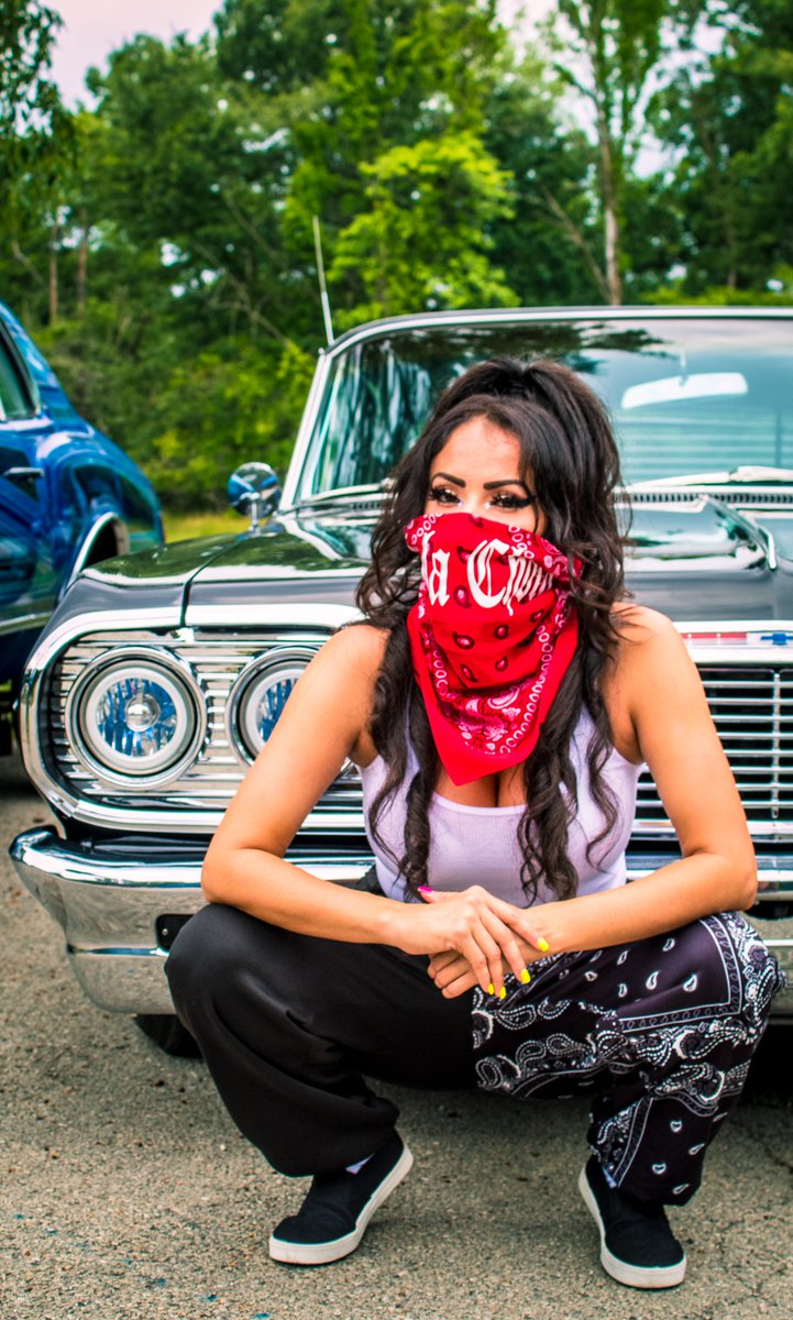 PapiPortaits's tweet photo. Summer time Chi. I see you. 🫶🏼
#DontGetShot
#Chicago
#Lowriders https://t.co/jpSArix9IZ