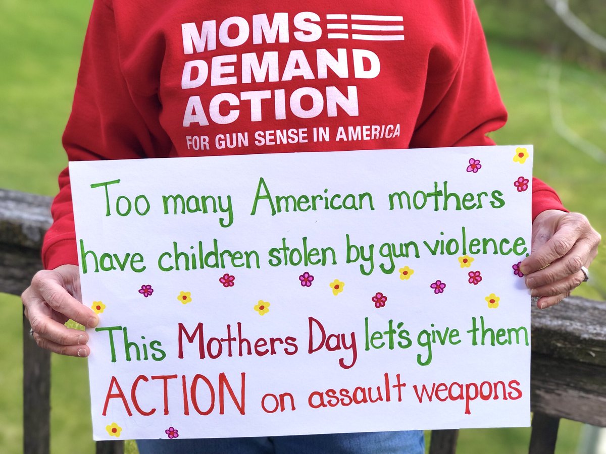 On Mother’s Day Weekend, <a href="/MomsDemand/">Moms Demand Action</a> volunteers are organizing events across the country to put pressure on Congress to reinstate the assault weapons ban!
Add your voice to the chorus calling on lawmakers to act. Find an event near you by texting RALLY to 644-33!  #FedUp