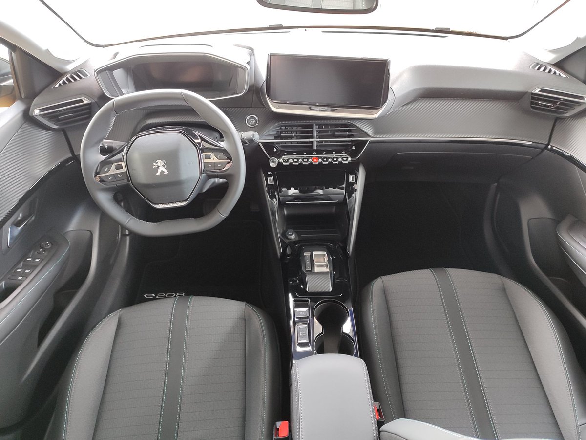 AutoKempinger's tweet photo. Für dich gibt es jetzt besondere Leasingangebote für alle Peugeot 208, 2008, 308, 3008, 5008 im Bestand. Elektro- &amp; Verbrennungsmotoren.
#autohauspassau  #sonderangebot 
#kempinger #Peugeot208 #Peugeot2008 #Peuegot308 #Peugeot3008, #Peugeot5008 https://t.co/fBZqlNQ99w