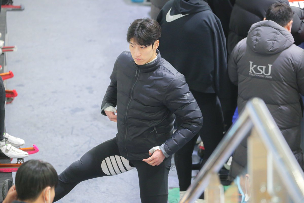 Thri0705's tweet photo. 230401-02 종별종합 황대헌
#종별종합  #황대헌 https://t.co/dnZbQ4HMRm