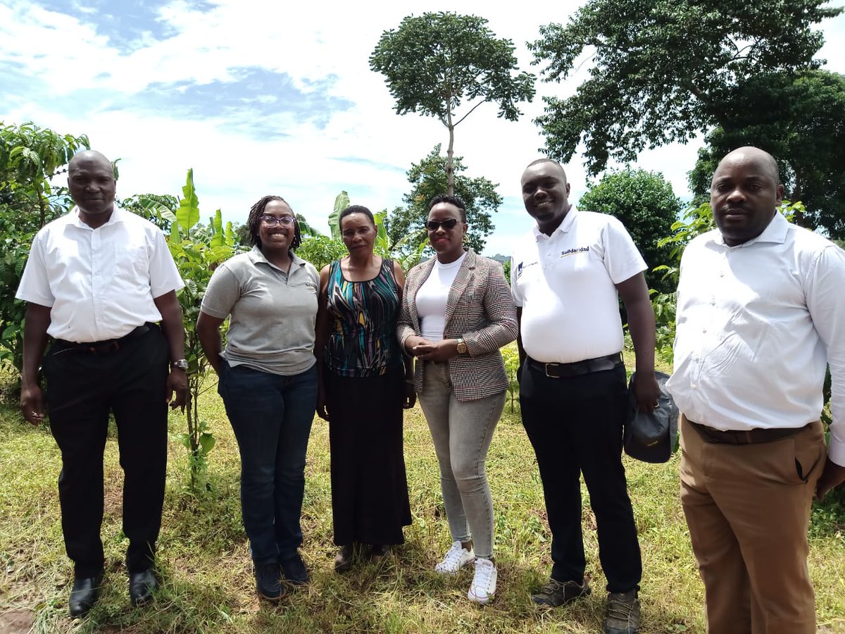 AlexAmanyaa's tweet photo. The @Solidaridadnetw Africa Continental Supervisory Board(CSB) held it's 2023 meeting in #Uganda.
The #CSB visited @cecofaug, one of the project partners under the #PFC project and #ClimateHeriesProject.
@SolidaridadECA @Solidaridad_SAF @Solidaridad_wa https://t.co/3nnSiOZrAy