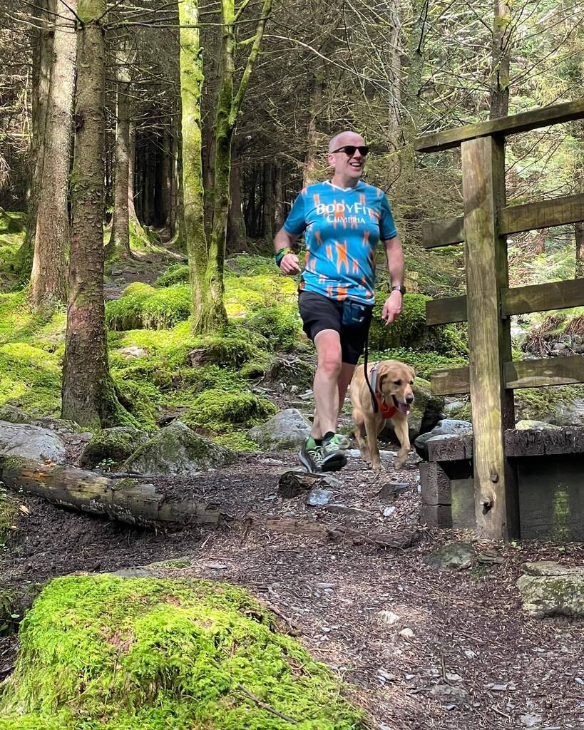 Mark Holmes tweet media