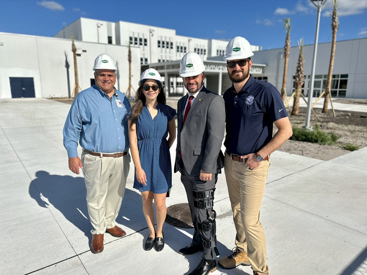 DrGarciaHS's tweet photo. Great walkthrough with @alexandriayala and Mayor Flores. Thanks for all your support! https://t.co/rfZQ7wTYJX