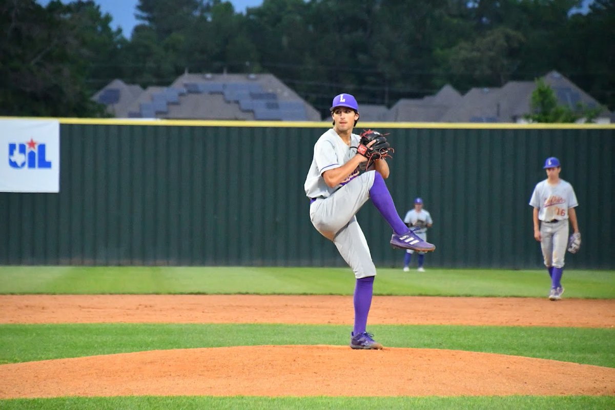 lufkinbaseball1's tweet photo. Congratulations to Kolby Kovar for being named Honarable Mention All-District Pitcher in 16-5A. @KolbyKovar https://t.co/F5vSvH4VKT