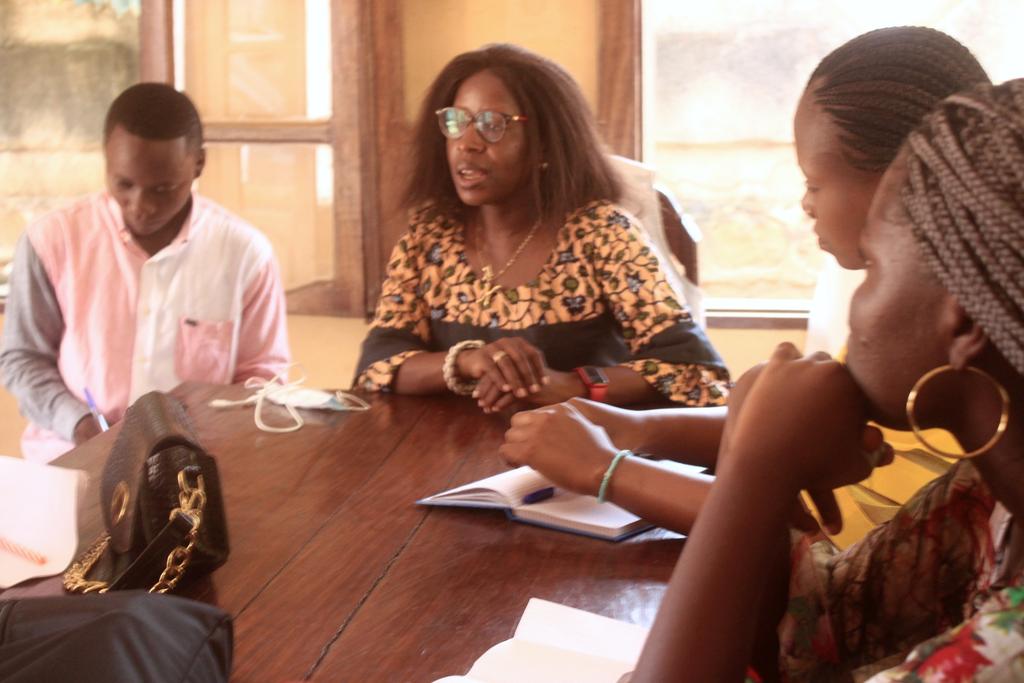 Jmkjoelmbiya's tweet photo. Kisangani : Vers la mise en place d’un réseau des journalistes pour la promotion des droits à la santé sexuelle et reproductve sous la direction de @afiamama.
@annytenga , @sergesindani01 https://t.co/qb83DwnMfc