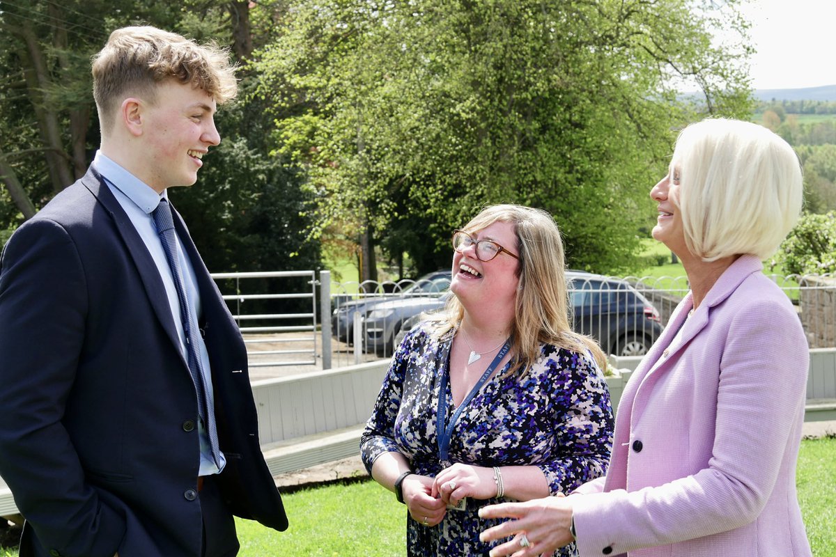 barney_school's tweet photo. 🥹 Former Preppies enjoyed reliving some of their favourite childhood memories today, as they gathered for our annual Upper Sixth Prep School Leavers’ Lunch

🤝 Many thanks to everyone who supported this wonderful event 

#OnceaPreppiealwaysaPreppie 💙🤎 https://t.co/v38voz0wTP
