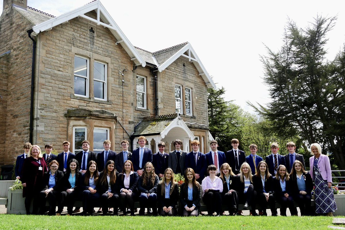 barney_school's tweet photo. 🥹 Former Preppies enjoyed reliving some of their favourite childhood memories today, as they gathered for our annual Upper Sixth Prep School Leavers’ Lunch

🤝 Many thanks to everyone who supported this wonderful event 

#OnceaPreppiealwaysaPreppie 💙🤎 https://t.co/v38voz0wTP