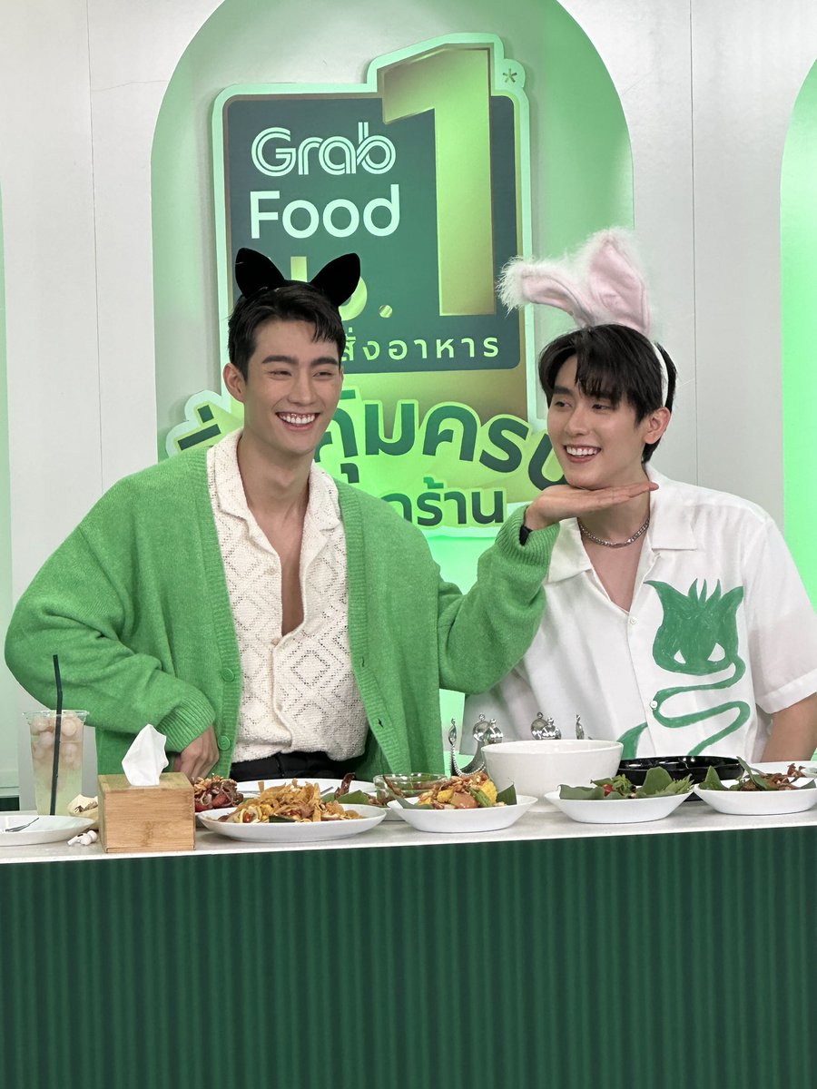 fforcejs's tweet photo. วันนี้ขอบคุณมาก ๆ นะครับสนุกที่สุ้ด 💚 #GrabFoodNo1xForceBook https://t.co/joHcVVdNMX