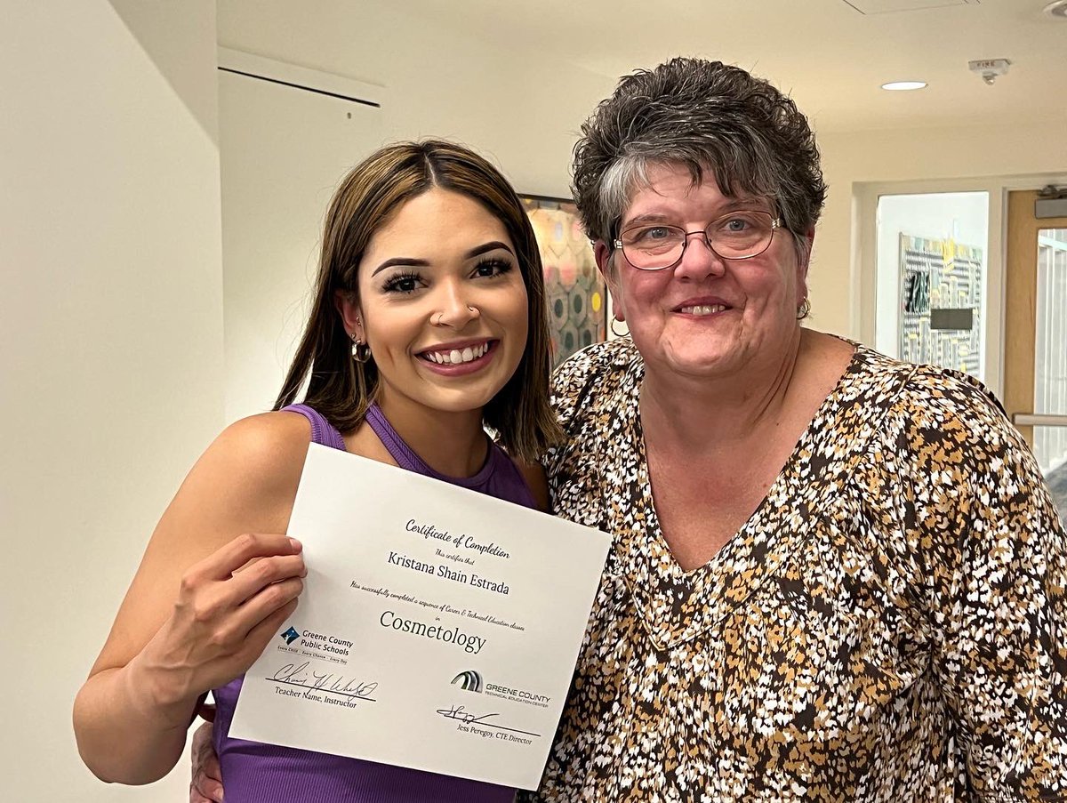 CTE Seniors enjoyed celebrating their successes at the CTE Awards Ceremony! We enjoyed seeing their smiling faces as we shared their many impressive accomplishments with their peers and families! 🐉