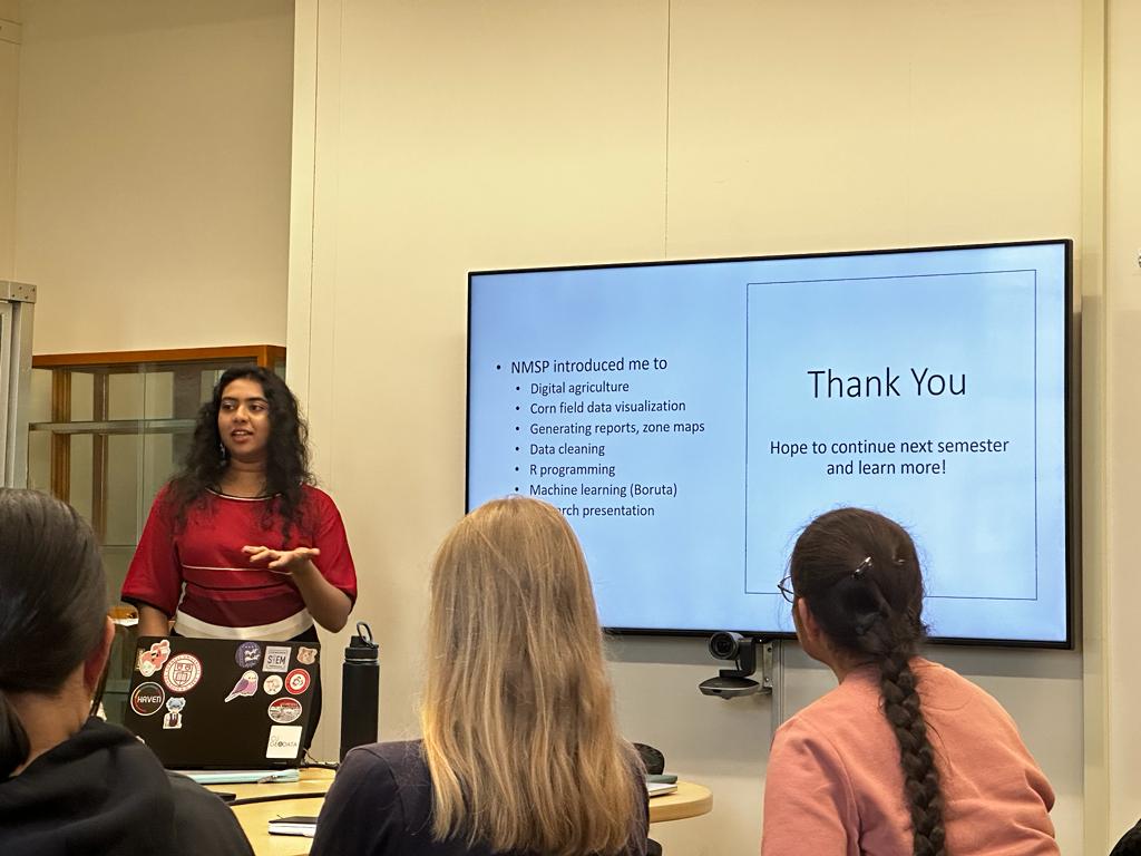 CornellNMSP's tweet photo. Our undergrad intern and Computer Science major @navenu120 presented her findings on "Machine Learning-Based Prediction of Corn Silage Yield Drivers" last Friday. Mentored by @subhashree_n and trained in data cleaning by @buruguduy. We look forward to welcoming you back next sem! https://t.co/vI3c5mYWsd