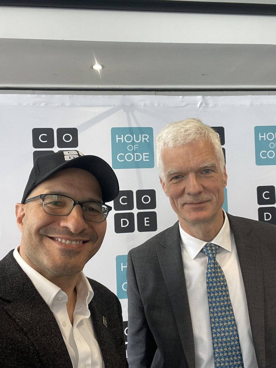 hadip's tweet photo. With @SchleicherOECD, discussing how the 2025 PISA exam will test students on computational thinking skills across all OECD countries. https://t.co/Zg5IjbCOWj