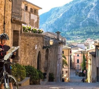 mobilityfriend's tweet photo. 🚴🌍 Éxito en Estudio de Movilidad Pollença y @PortDePollenca! 💡 Participación ciudadana, innovación y sostenibilidad en movilidad urbana. ¿Te unes también? 🌱 #MovilidadSostenible #MobilityFriendly https://t.co/wW5jZX9BaV