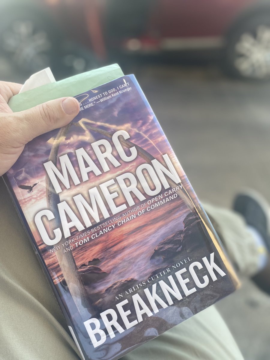 Orlando_AUTiger's tweet photo. What to do while waiting at the car wash? I’m reading #Breakneck by @MarcCameron1 and it’s superb! What are you reading today??
@BestThrillBooks @TheRealBookSpy @CREWbookreviews @thrillerwriters @Duells06 @chelow116 @ThrillerPodcast @MarkGreaneyBook @MllrChris @swalton907 https://t.co/KJIfV5VEDa