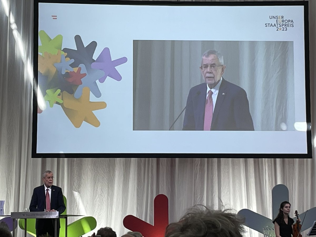 HelfriedCarl's tweet photo. Listening to Austrian President’s @vanderbellen keynote at ceremony for Europe State Award ‘23 on #Europeday while representing @ECoD_network with great colleagues as one of three finalists in category Europe without Borders. @politicsawards https://t.co/o07Ki1CcC9