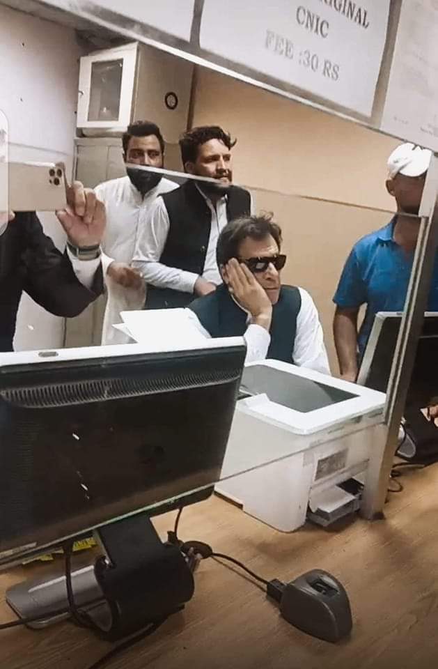 Irfan Khan tweet media