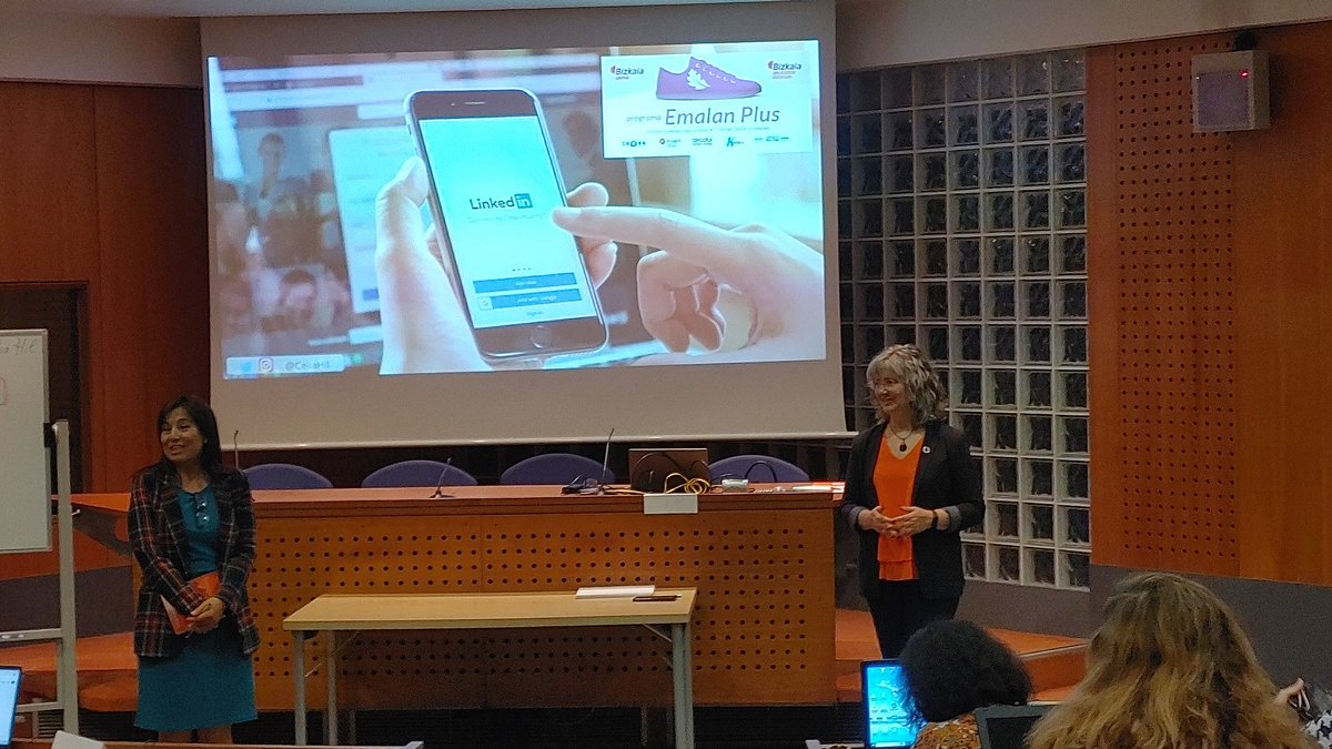 Ha sido un lujo y un placer compartir mi vísión de cómo la gestión de nuestra #MarcaPersonal en #LinkedIn puede hacer que la #mujer +50 #profesional / #directiva encuntre #empleo 💻📲

#EmalanPlus 

📍#DEMA #Barakaldo #Bizkaia 

#RRHH #TalentoSenior #CeliaHil #OrientacionLaboral