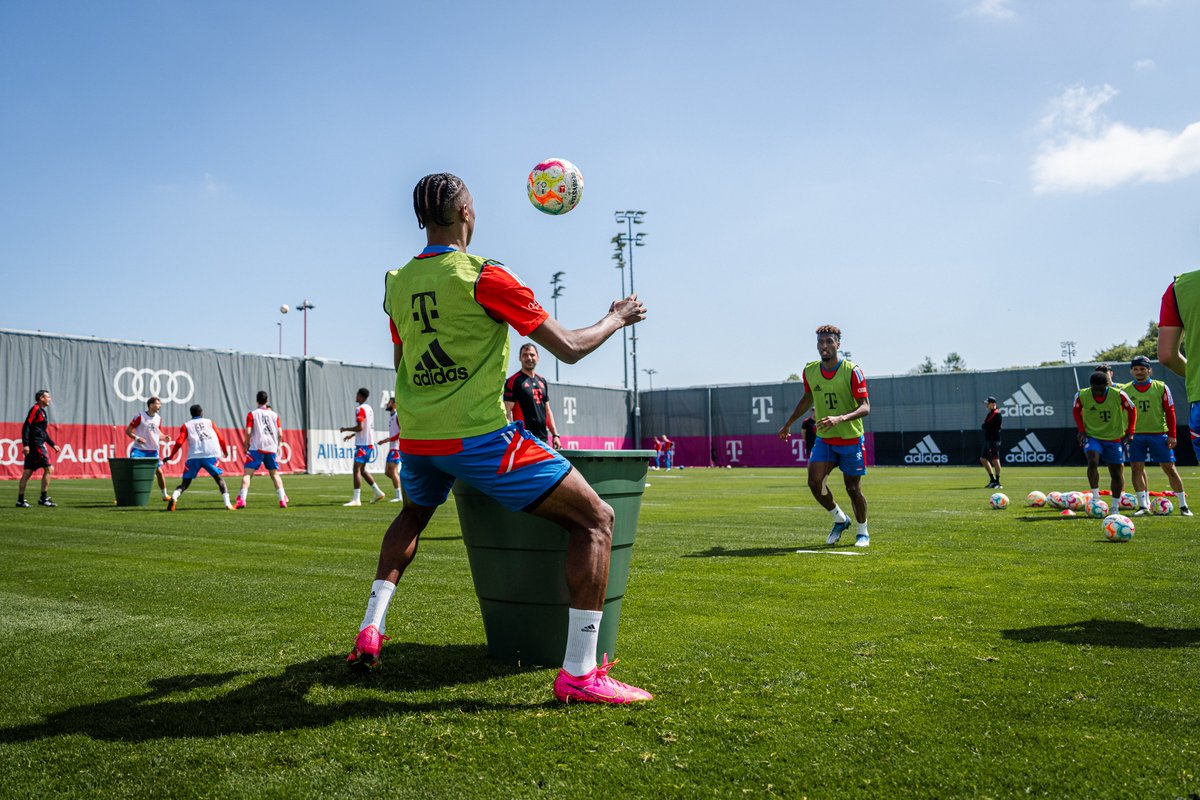FC Bayern tweet media