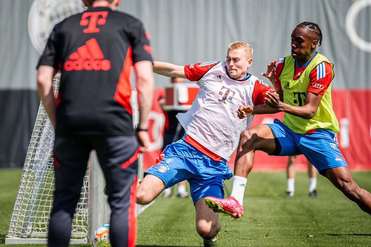 FC Bayern tweet media