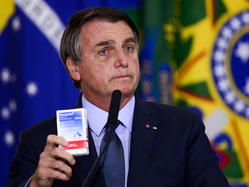 Bolsonaro pode ficar até 15 anos preso por crimes relacionados à pandemia

Leia: tiny.cc/hrw6vz