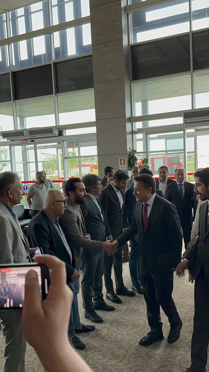 sinanharsak's tweet photo. Genel başkanımızı batmanda karşıladık siirte doğru yolculuk devam ediyor https://t.co/jvcfx22pfe