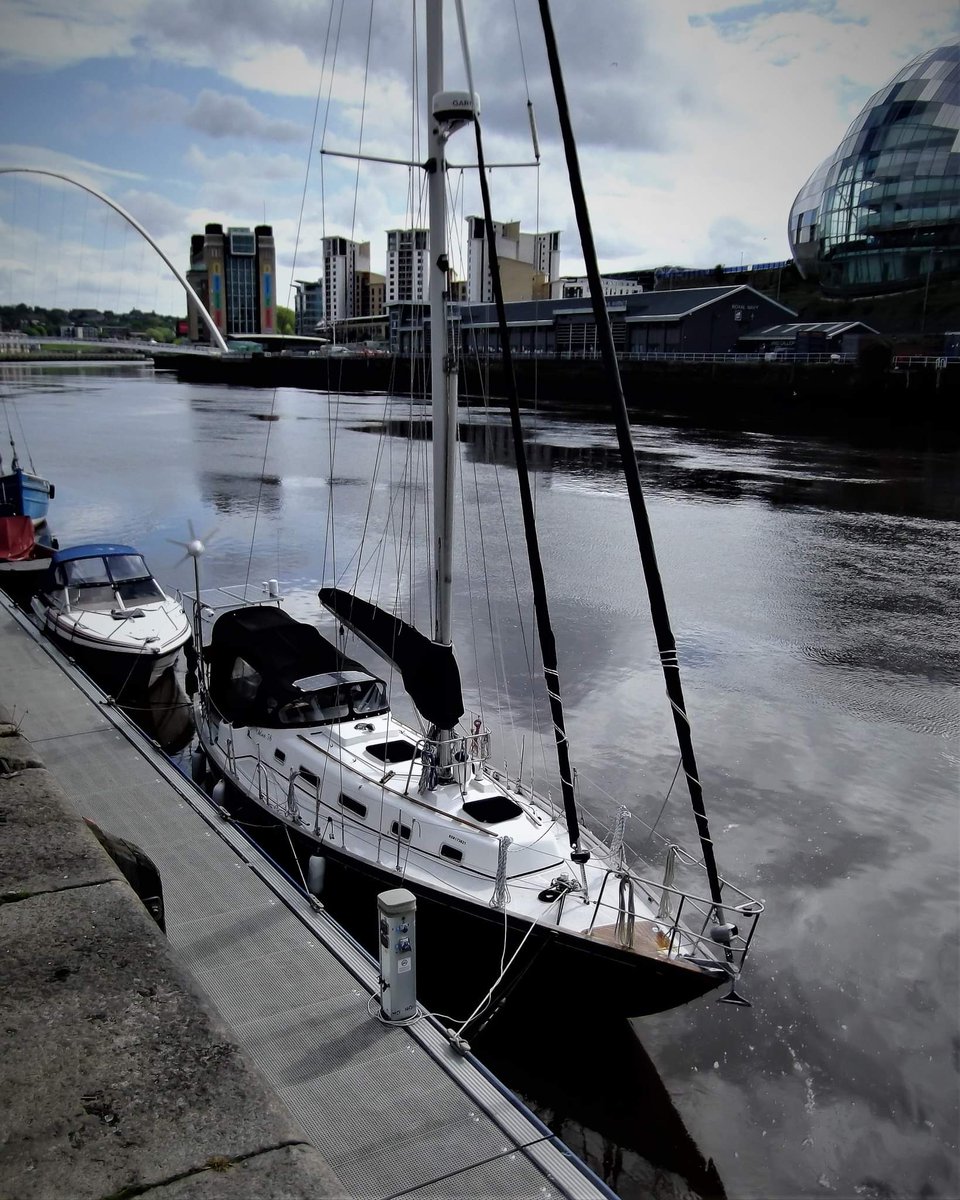 Sailing yacht Black Shadow at the Newcastle Quayside today.
#yacht 
#boat 
#Newcastle 
#NewcastleQuayside
#Tyne
#NewcastleCityMarina