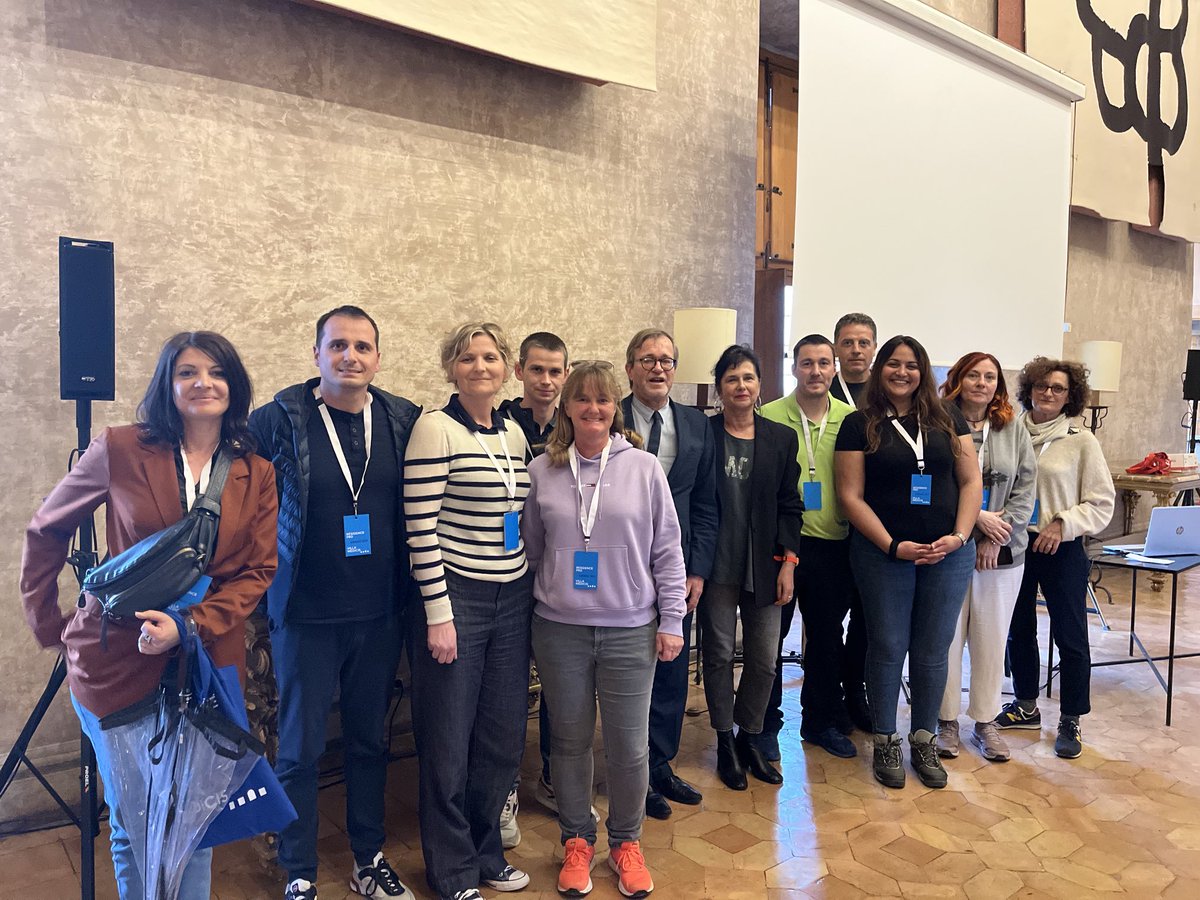 OlivierFaron's tweet photo. Mobilisation des enseignants de 4 lycées de l’@acstrasbourg dans le cadre de « la résidence pro Villa Médicis ». Une reconnaissance pour les chefs d’œuvre des lycées professionnels dans le cadre de la @VillaMedicis et avec le soutien de la @regiongrandest https://t.co/CTtW8PLwgP