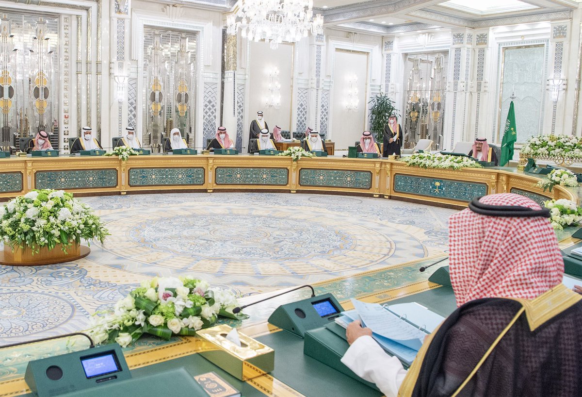 Bandaralgaloud's tweet photo. سيدي #خادم_الحرمين_الشريفين يرأس جلسة #مجلس_الوزراء. https://t.co/Wu9uFmz90S