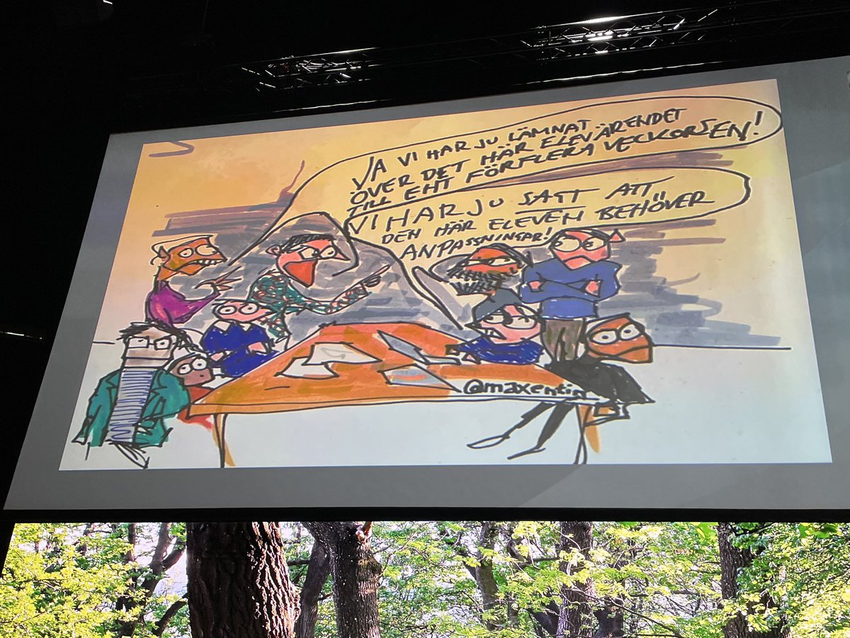 emaron's tweet photo. @jennystanser och jag talar på #skolriksdagen om hur vi får elevhälsoarbetet att nå ut till alla skolor. Vi tar @maxentin s bilder till hjälp för att illustrera fallgropar och framgångsfaktorer. https://t.co/9O6WGg0VrA
