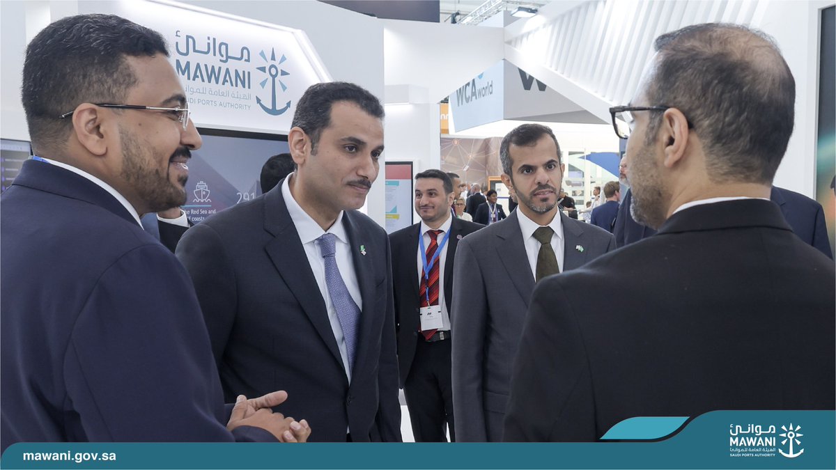 MawaniKSA's tweet photo. لتعزيز ريادتنا ومواصلة تقدمنا وتفوقنا، نستفتح مشاركتنا في اليوم الأول من معرض Transport Logistic بمدينة ميونخ الألمانية، للاطلاع على التجارب العالمية وبحث تطوير البنية التحتية للخدمات اللوجستية.
#رؤية_السعودية_2030 https://t.co/cMmk4fhZTe