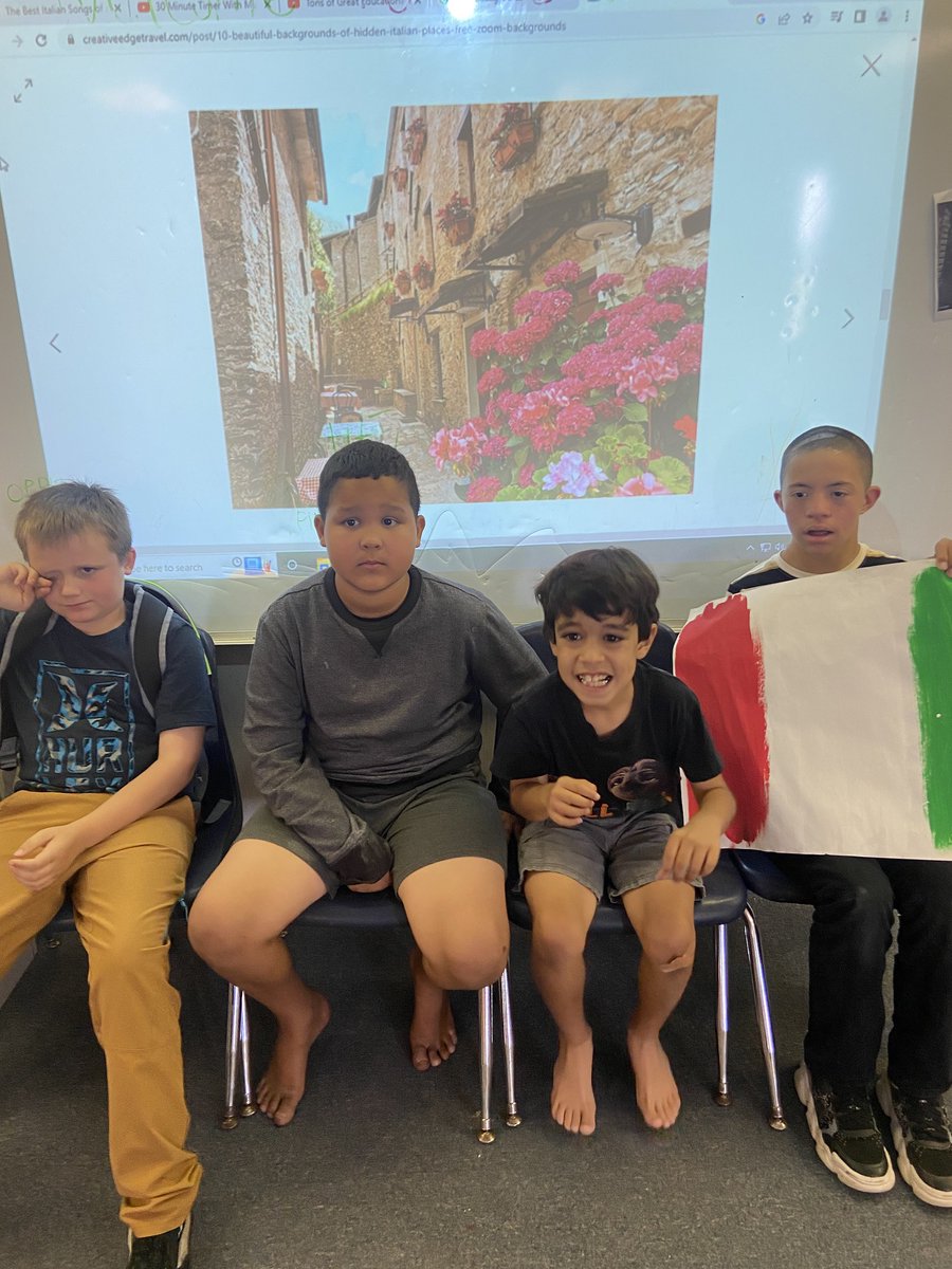 VictoryRidge's tweet photo. A couple weeks back, Ms. Jakeyia Thomas' class visited Italy, and even made passports! Take a look at all the fun they had below!
#VRAPRIDE #VictoryRidgeAcademy https://t.co/wUD7LAz9wj