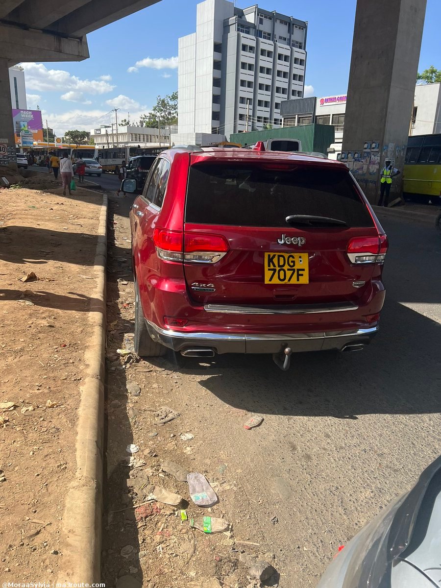 a3Route's tweet photo. 16:17 #KDG707F so this guy of hit my car and because I had a baby in the car i amicably agreed to their proposal to send payment for fixing it... now it is become cat &amp; mouse game... a shame  https://t.co/NKc6bmziJ6 via @MoraaSylvia
