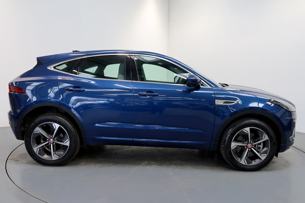KentdaleJaguar's tweet image. Jaguar E Pace R-Dynamic SE finished in Bluefire Metallic.

Choose from Two of three fantastic offers:

OFFER 1 - £750 FINANCE DEPOSIT CONTRIBUTION *
OFFER 2 - A FREE SERVICE +
OFFER 3 - FREE 2 YEAR WARRANTY ^

Explore Offer &amp;gt; tinyurl.com/n6588kum

#jaguar #epace