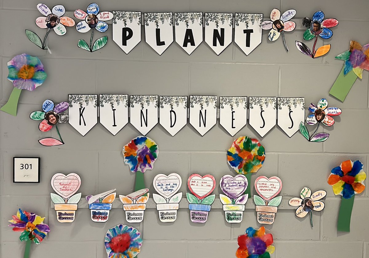 Ss wrote compliments and shared ways that they can be kind to others. #180WaysLionsLead