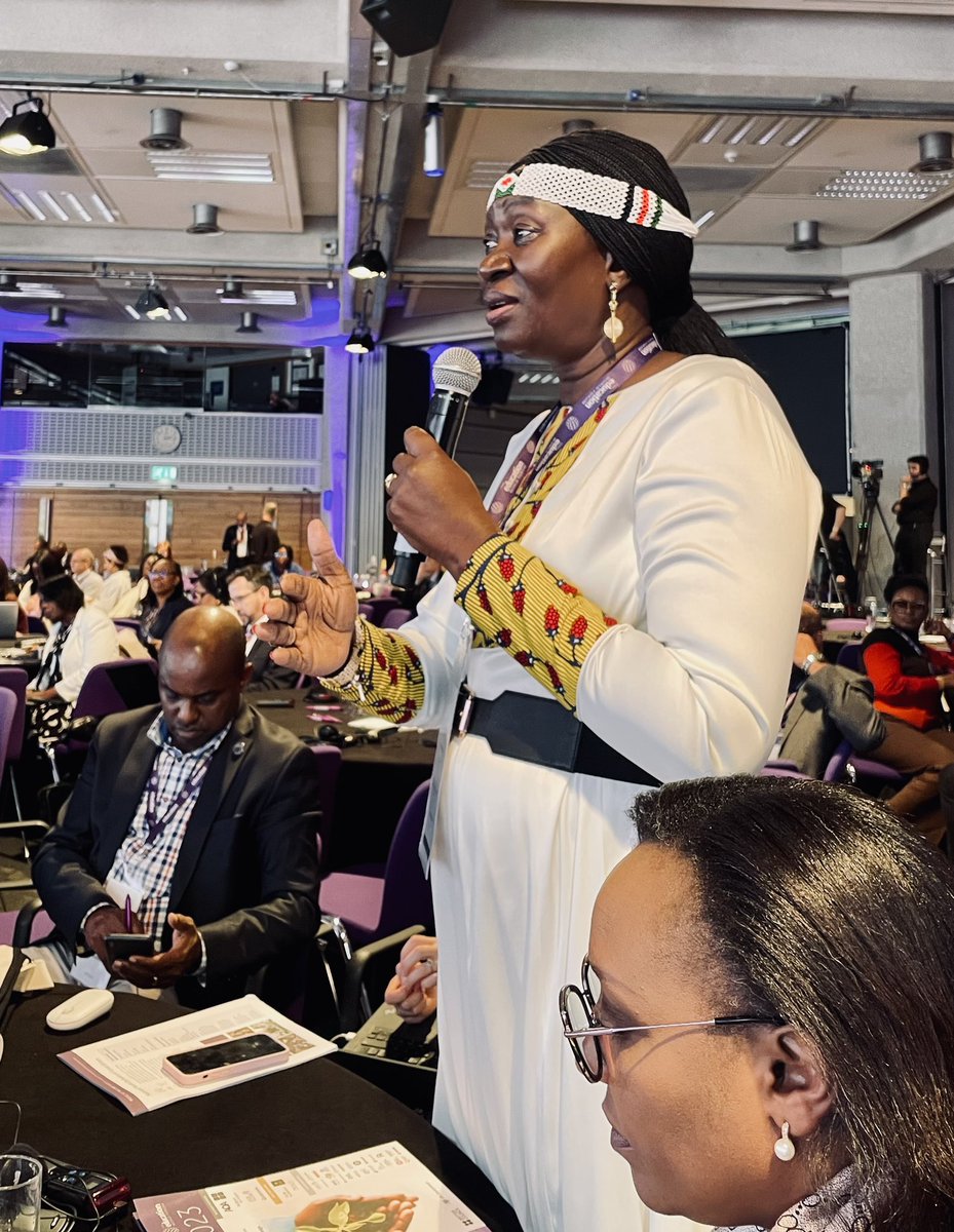 ‘When you educate everyone [girls and boys] you change the family from poverty to a better life’ - Hon. Awut Minister of General education and Instruction advocating for girls’ education @TheEWF this afternoon alongside ministers from 🇨🇲🇷🇼🇱🇷🇿🇲 - a powerful gathering! #EWF23