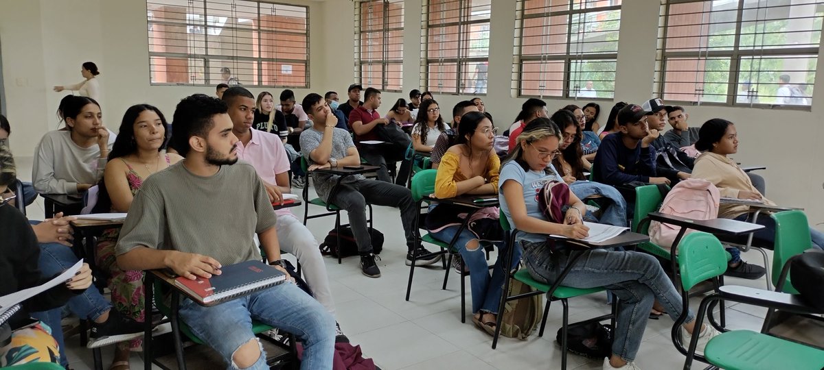 ParqueSoftSucre's tweet photo. Hoy iniciamos nuestro #Startupwekeend en @Unisucre @DrJaime_Rector en marco del proyecto incremento de empresa de base tecnológica. @CdtCreatic @GobSucre @cciosincelejo @mrxam @YeseniaOlayaR @MincienciasCo
#competividad #productividad #innovacion https://t.co/RzNmbc9PMd