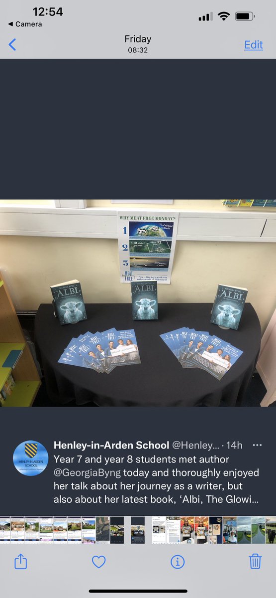 Lovely to visit @MrsMarshLibrary <a href="/HenleySchool/">Henley-in-Arden School</a> to talk about Albi The Glowing Cow Boy and to the students about their writing 🌿🌱🐮🌱🌿 <a href="/MeatFreeMonday/">Meat Free Monday</a>