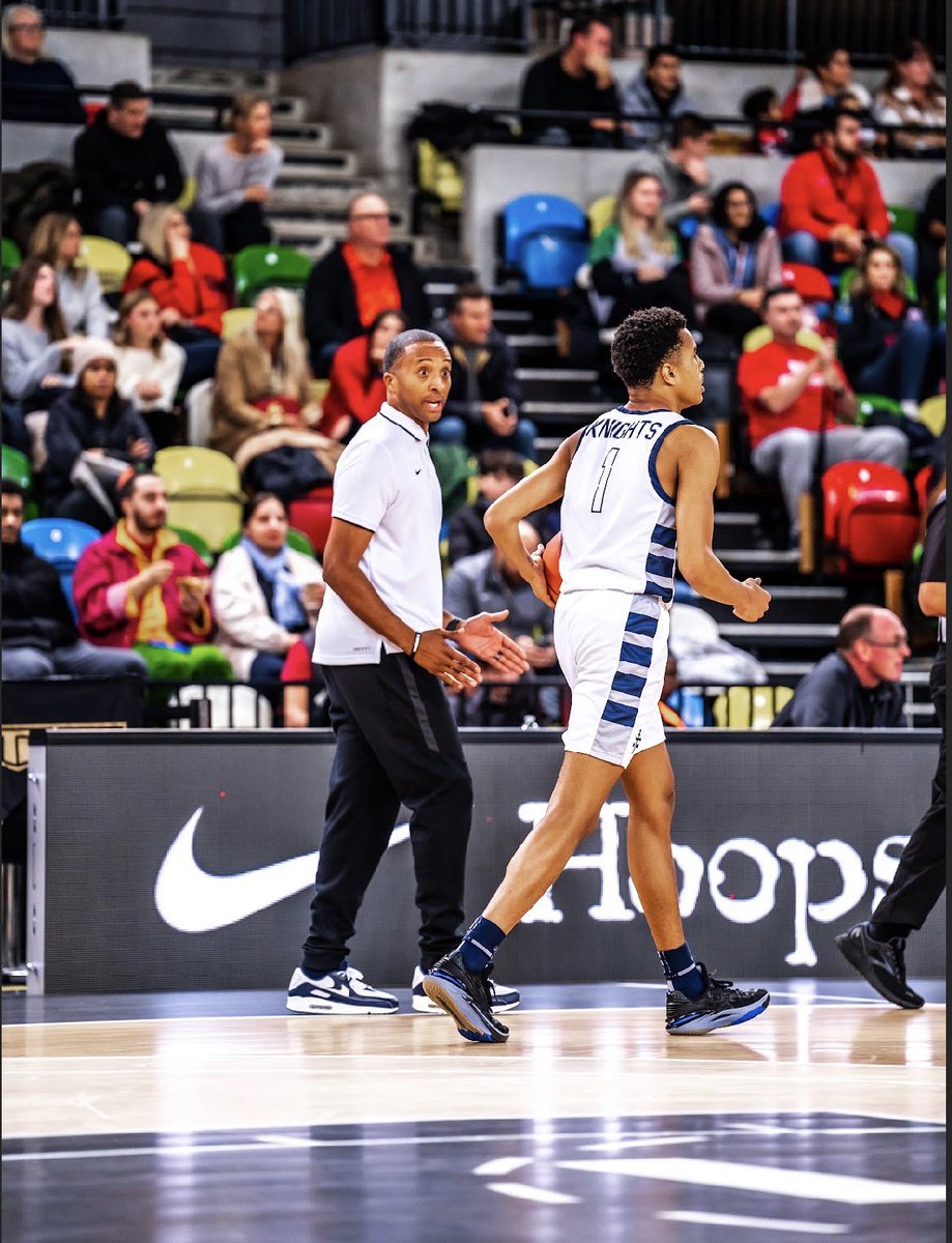 coachswhite's tweet photo. Players Know This:
All 'criticism' is not bad...
Just like all 'flattery' is not good...
#StayLevelHeaded https://t.co/HK81bgupNv