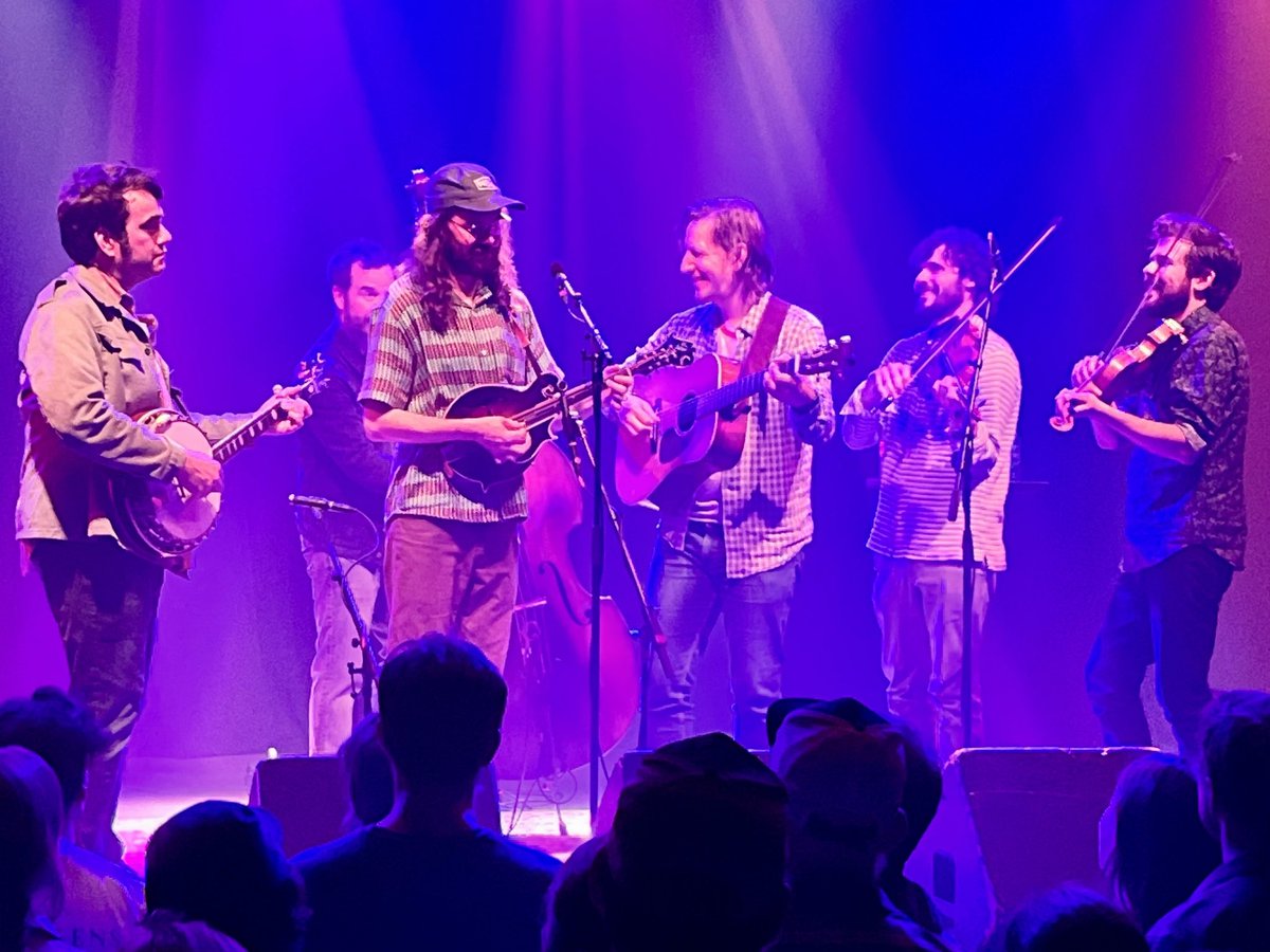 Great debut show from <a href="/mighty_poplar/">Mighty Poplar</a> last night in Boulder.  Two fiddles for the price of one, and <a href="/CritterEldridge/">Chris Eldridge</a> on mandolin for a Leonard Cohen cover.  What a treat.  Thanks fellas for an amazing night of music.