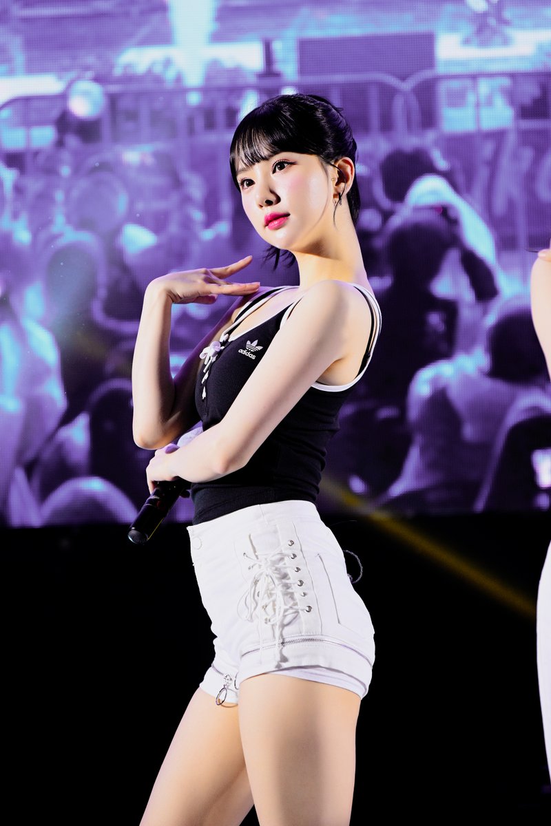 230506 진주

#은하 #EUNHA
#비비지 #VIVIZ 

<a href="/VIVIZ_official/">VIVIZ</a>