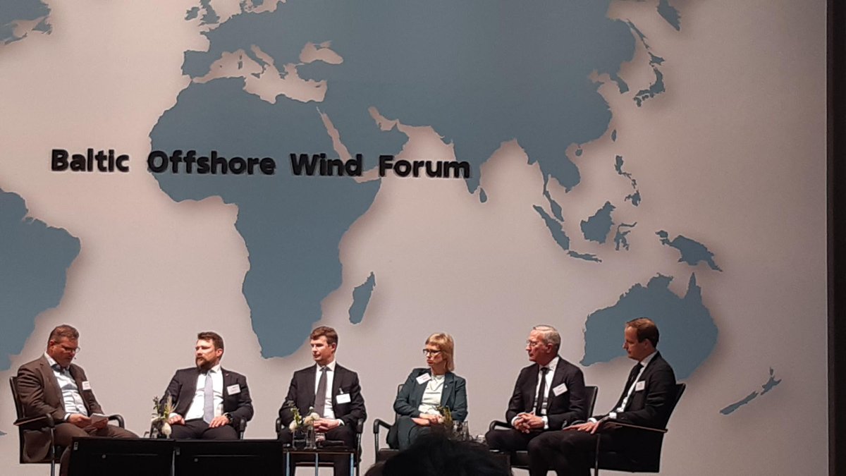 How to ensure the resources &amp; manufacturing capacity? Delays between ambitious decisions &amp; realistic projects are raising concerns. The expert panel on cooperation for sufficient manufacturing capacities at the #BalticOffshoreWindForum discusses options to bridge the gap.
#CBSS