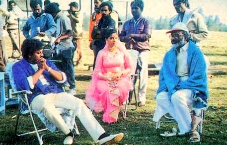 33 Years for Industry Hit 
#JagadekaVeeruduAthilokaSundari 

How many of you love this film ?
